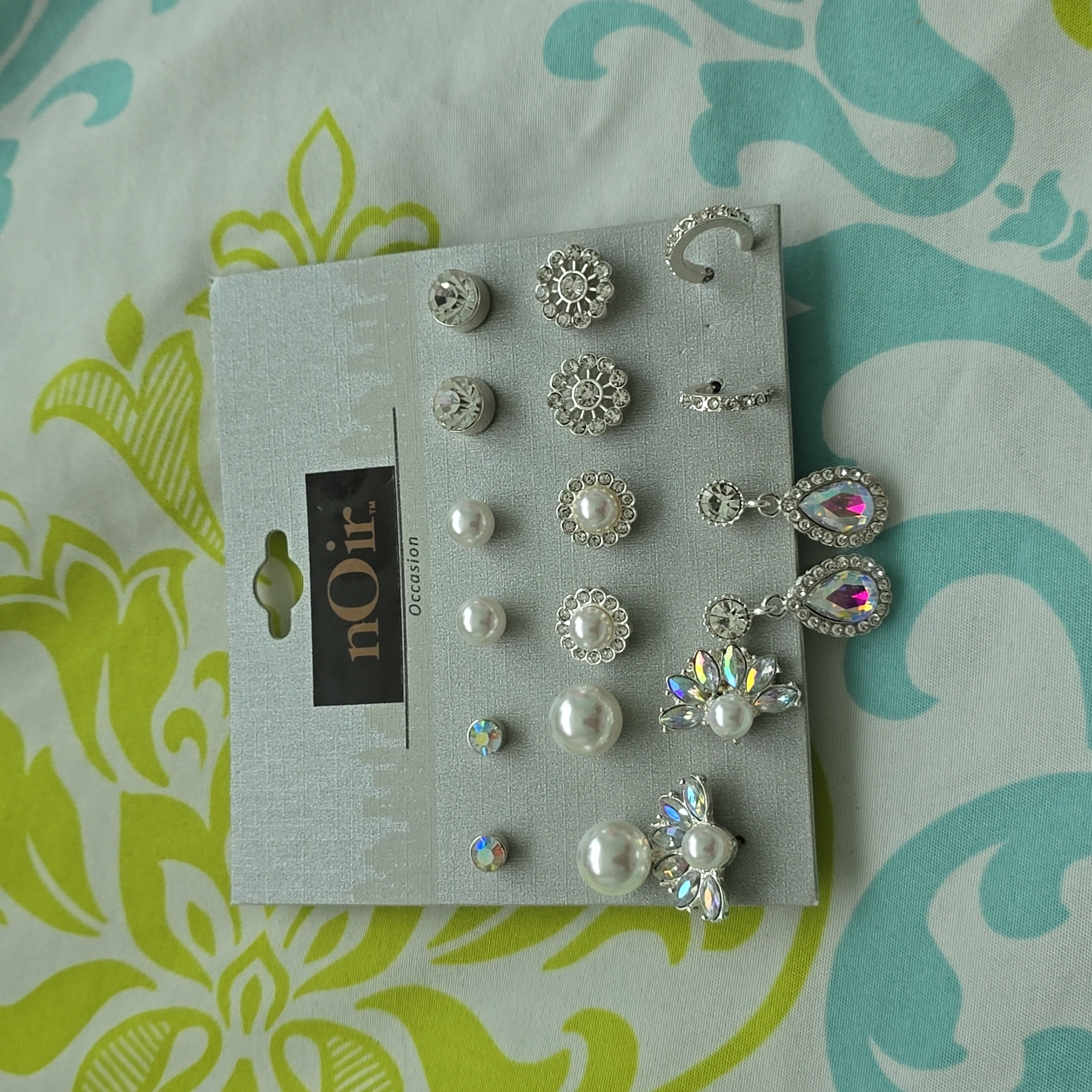 Noir Occasion 9 Pack Earrings 20$